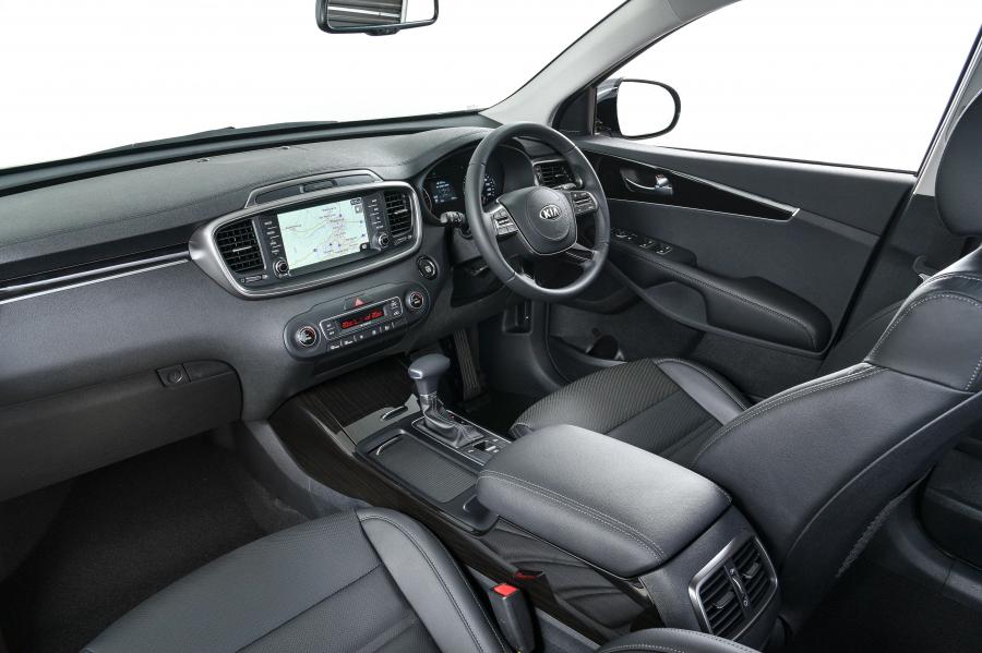 Интерьер Kia Sorento (UM) 2018 года  (ZA) (фото 19 из 40)